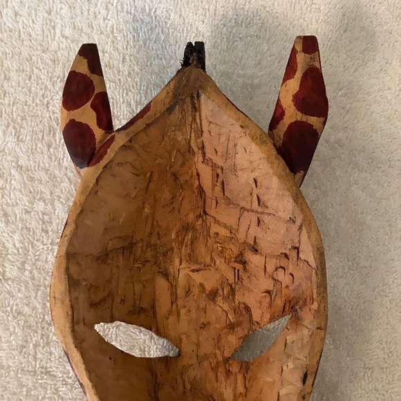 Zebra Sold! See Giraffe Only Listing Next Door! - Picture 11 of 13